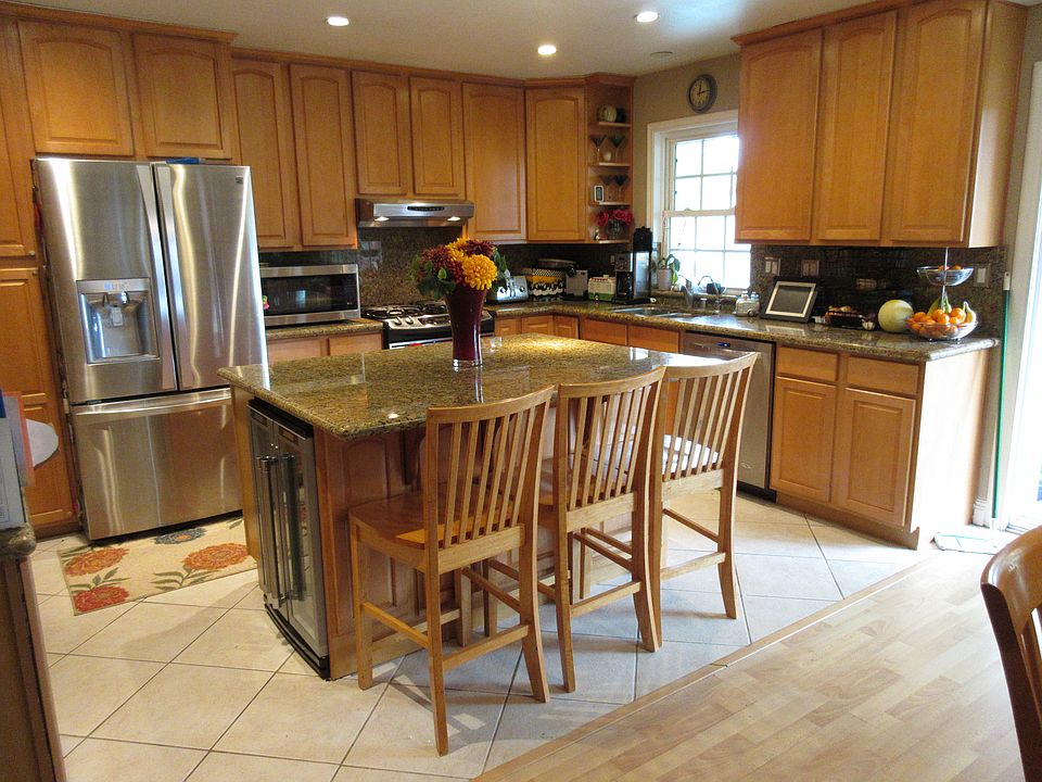 1st image of 7734 Capistrano Ave