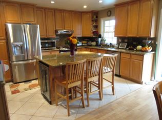 7734 Capistrano Ave, West Hills, CA 91304