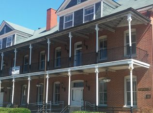 80 Ingalls Rd APT 2A, Fort Monroe, VA 23651