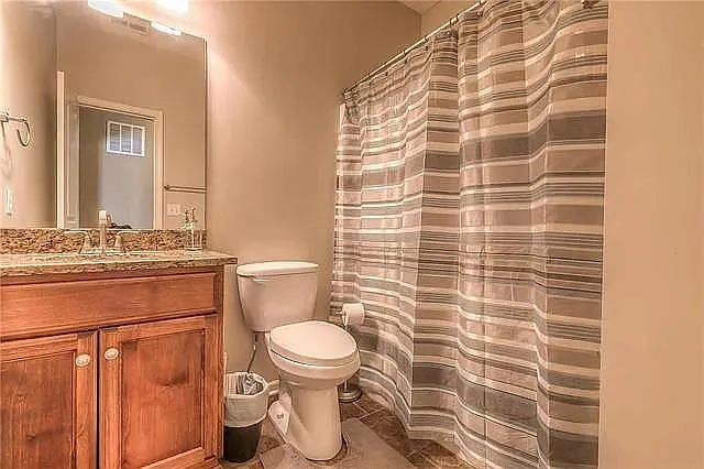 2125 Birch St — Photo 32