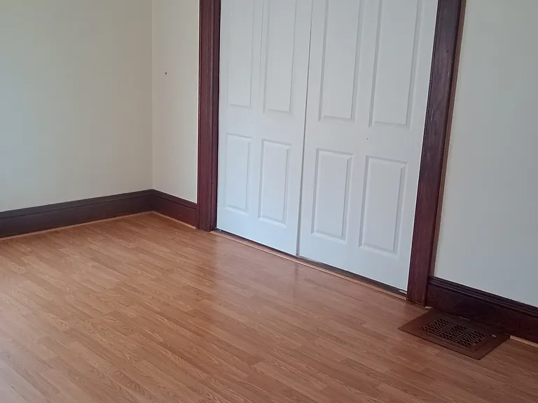 2706 Midland Ave — Photo 15