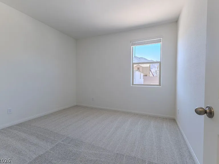 80 Hornbeck Ln — Photo 9