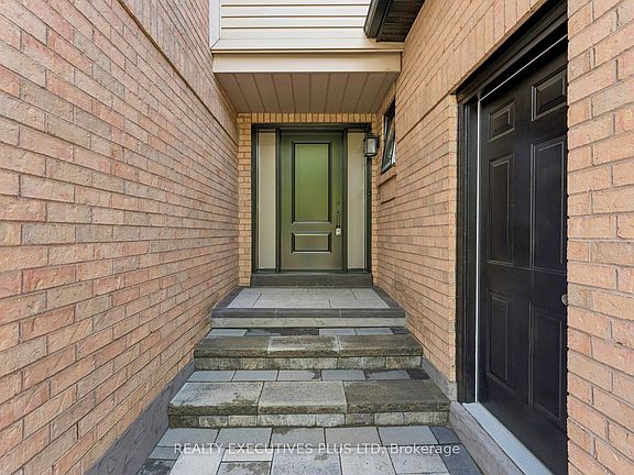 3rd image of 51 Ashbrook Way