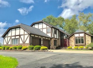 2699 New Butler Rd, New Castle, PA 16101