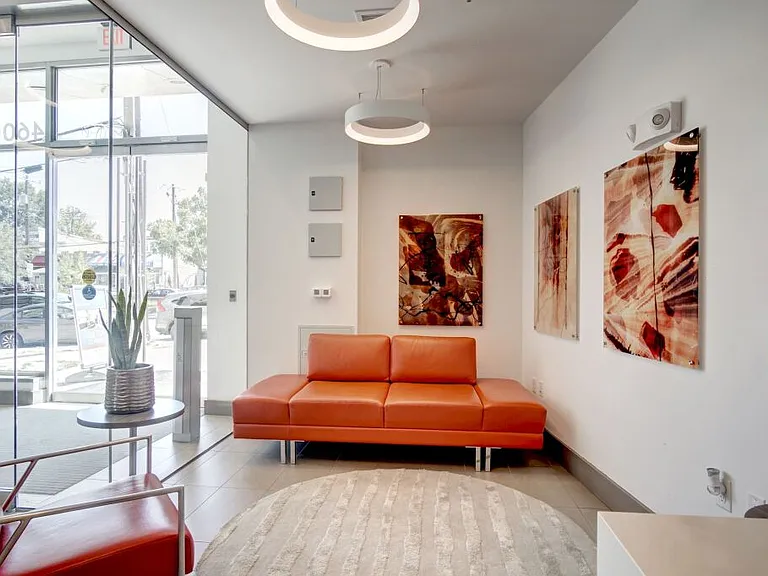Tenley View Apartments — Photo 6