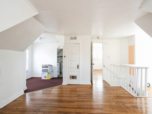 des-moines-iowa-251547765 picture