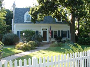 1333 Ridge Rd, Wilmette, IL 60091