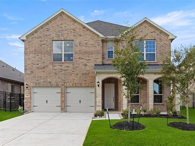 2064 Terra Rose Dr — Photo 2
