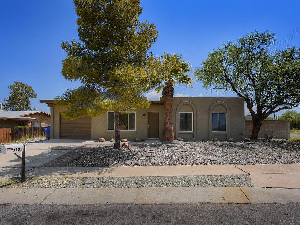 1st image of 3733 S Avenida De Las Palmas
