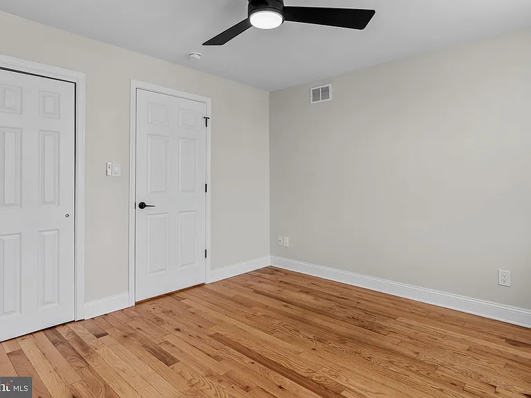 2625 Ellsworth St — Photo 29