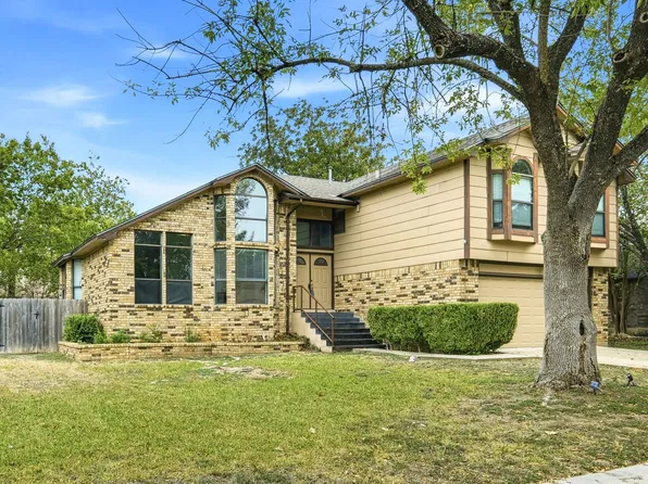 302 Applewood Dr, Pflugerville, TX 78660