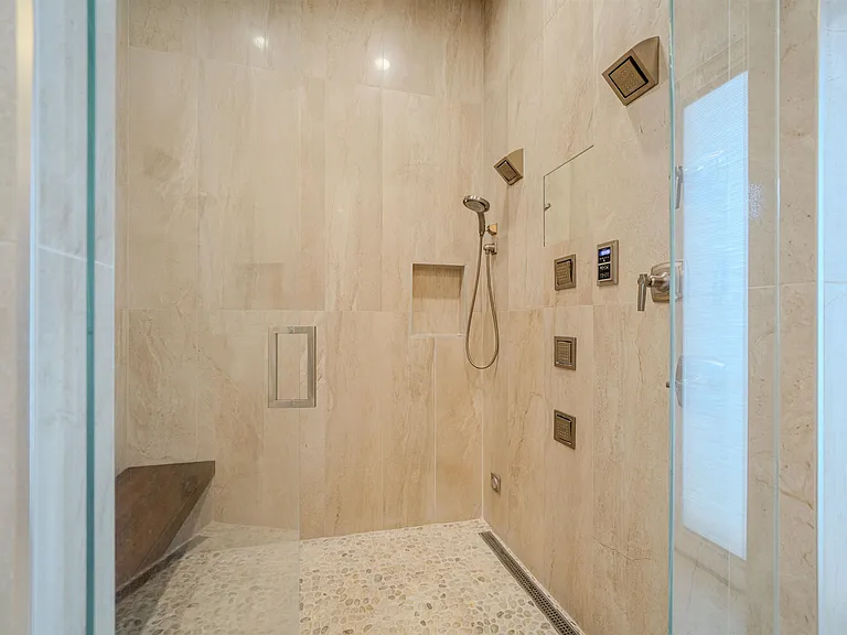 3 Lakeside Dr — Photo 22