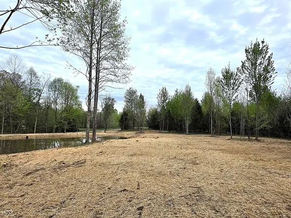 0 Paris Dr, Martinsville, IN 46151