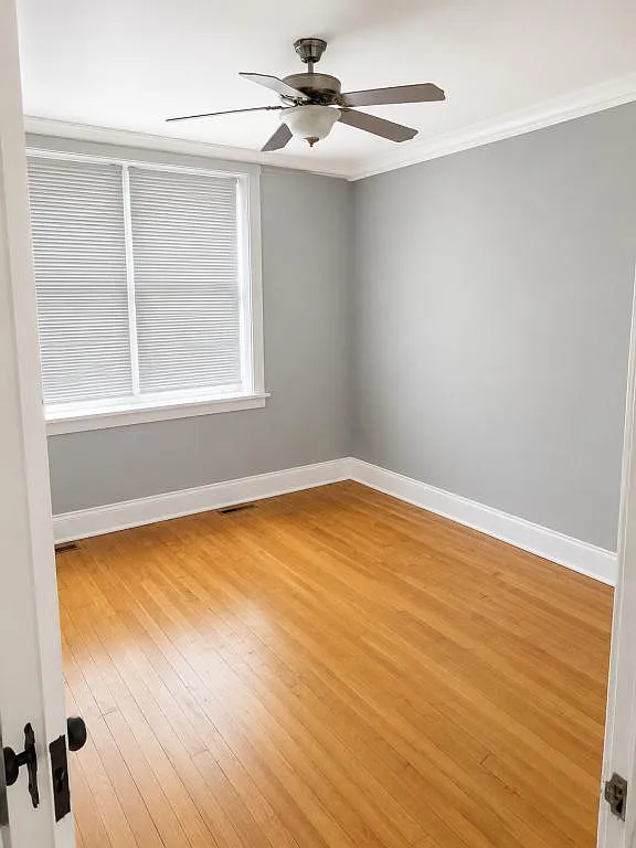 814 Washington St, apt 1 — Photo 4