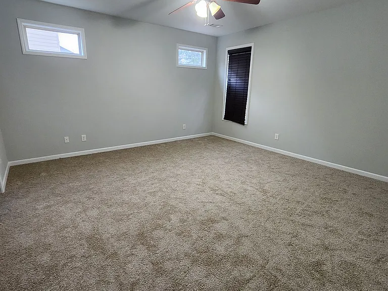 4525 Village Ct — Photo 8