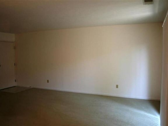 2nd image of 5252 Farm House Ln Unit 22
