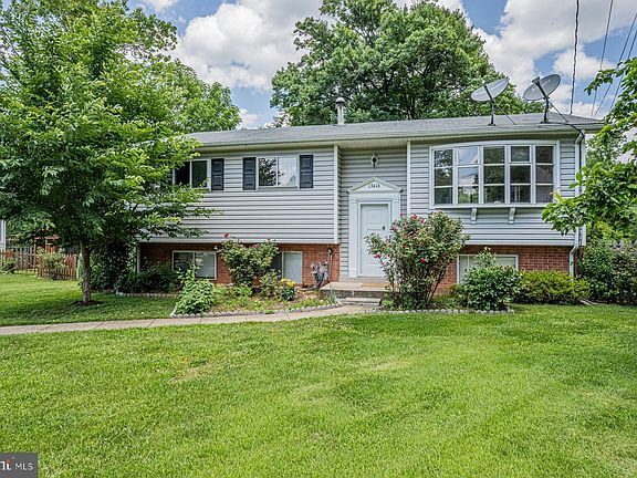 2nd image of 13416 Oriental Ct