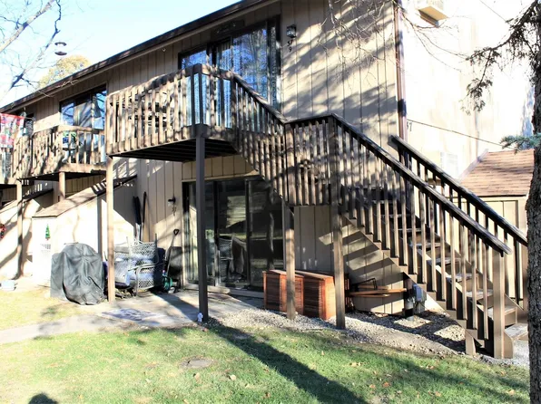 37 Bermuda Colo, Fox Lake, IL 60020