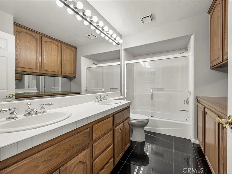 2871 N Roxbury St — Photo 28
