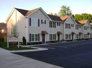 614 N Center St APT 6, Johnson City, TN 37604