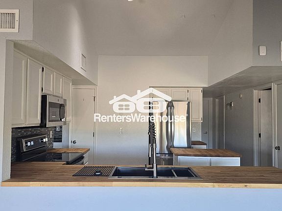 3rd image of 2693 W Calle De Dalias