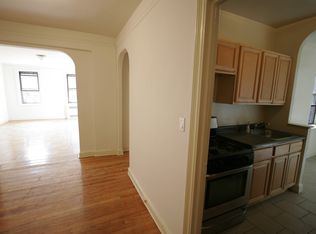 4739 40th St APT 4D, Long Island City, NY 11104