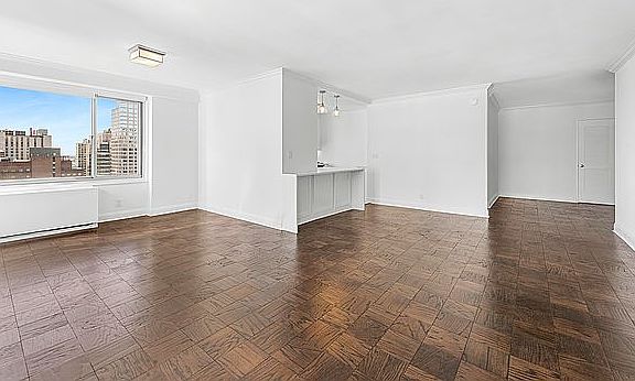 3rd image of 254 E 68th St APT 20E