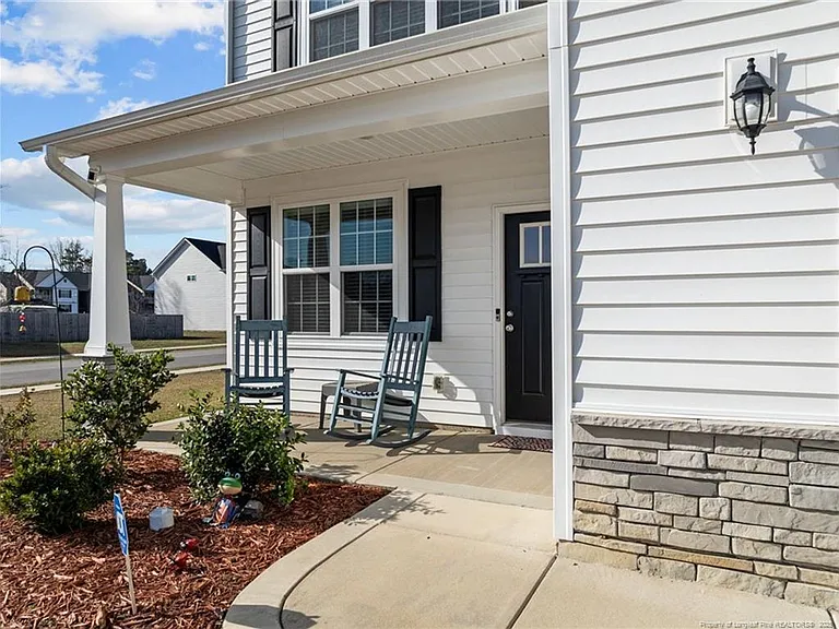 1660 Stackhouse Dr — Photo 8
