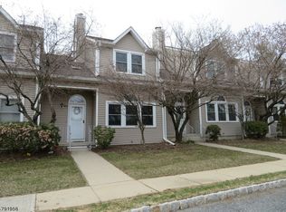 504 Faulkner Dr, Hackettstown, NJ 07840