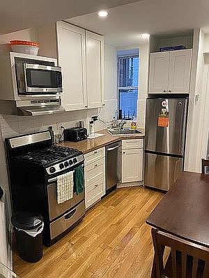 5th image of 72 Charles St APT Be