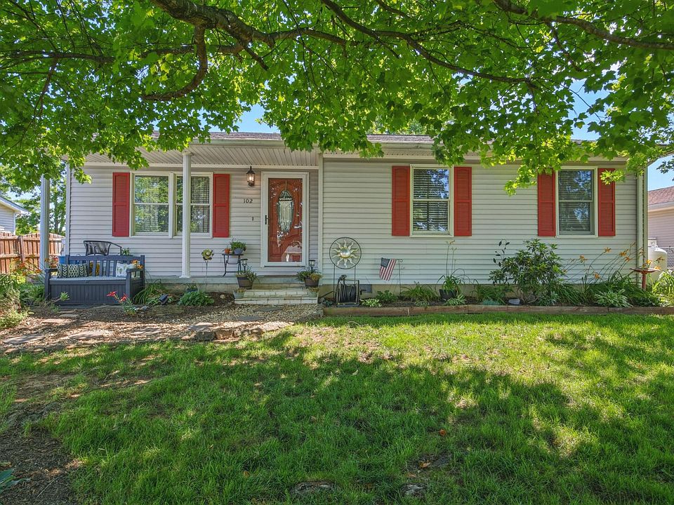 1st image of 102 Honey Creek Cir