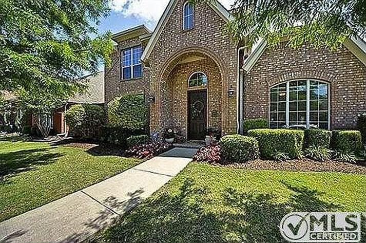 1st image of 3925 Guadalupe Ln