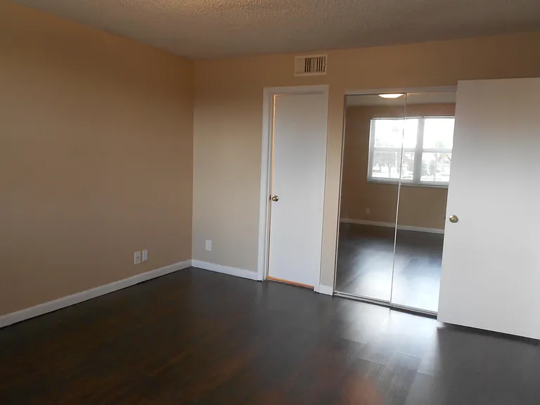 8977 Wiles Rd #203 — Photo 7
