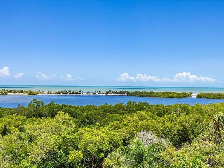 5501 Heron Point Dr #602 — Photo 29