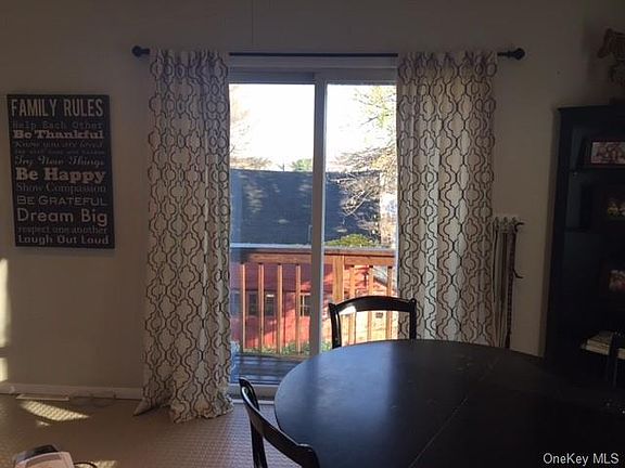 4th image of 33 Terrace Pl #1