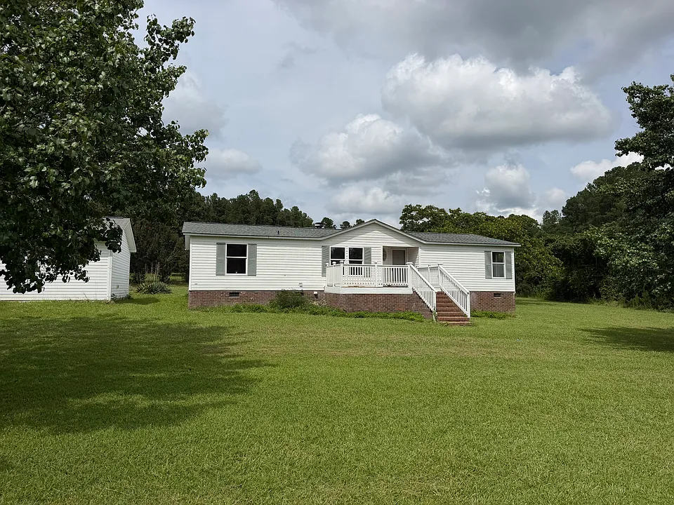 101 Wilbur Ln