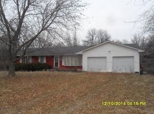 2381 290th St, New London, IA 52645