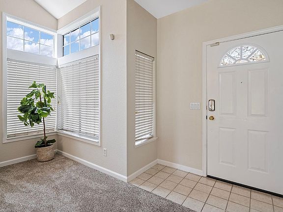 3rd image of 920 Menay Dr
