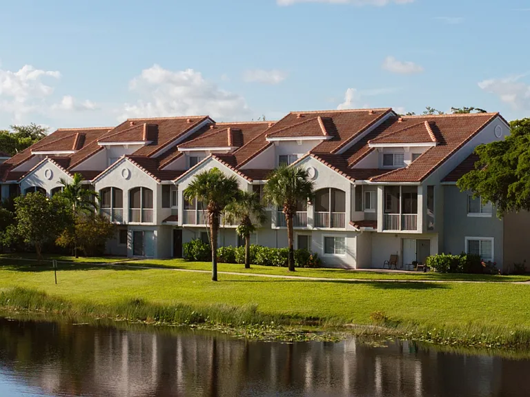 Polo Lakes — Photo 31