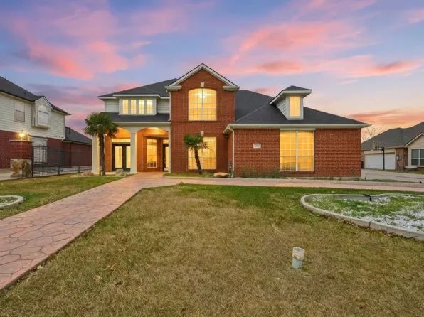 3010 Saint Joseph Dr, Mansfield, TX 76063