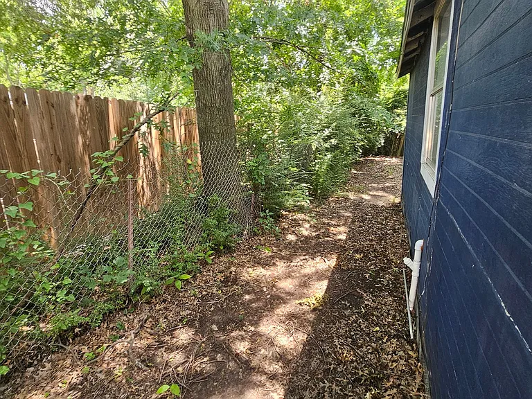 620 Uland St — Photo 18