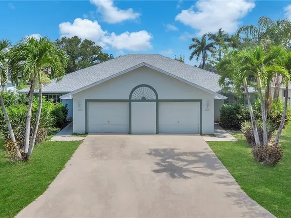 1245 SE 6th St, Cape Coral, FL 33990