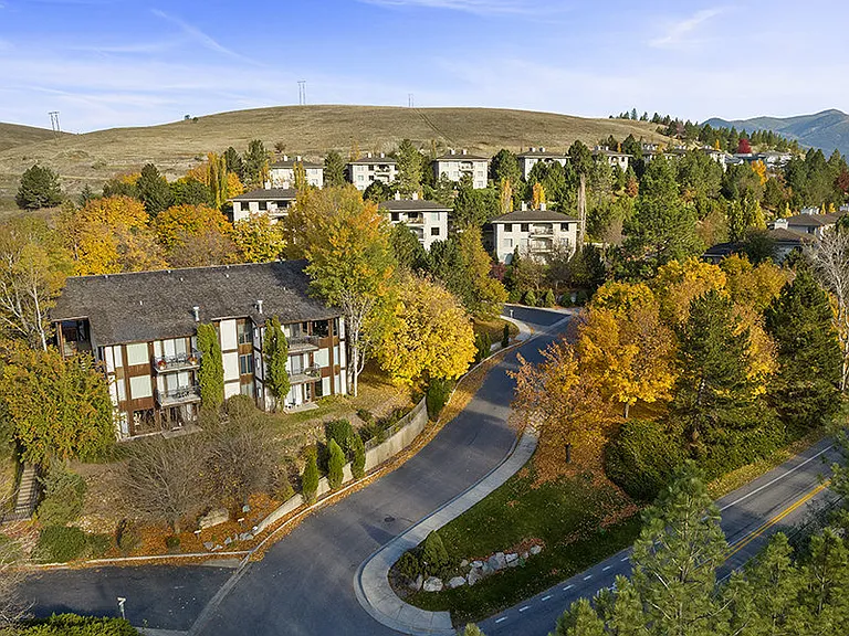 Mountainwood Estates — Photo 10