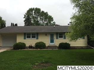 2003 S Madison Ave, Mason City, IA 50401