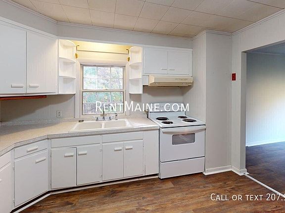 3rd image of 15 Hudson Rd