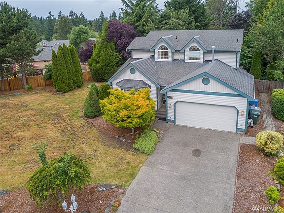 2nd image of 12420 200th Avenue Ct E