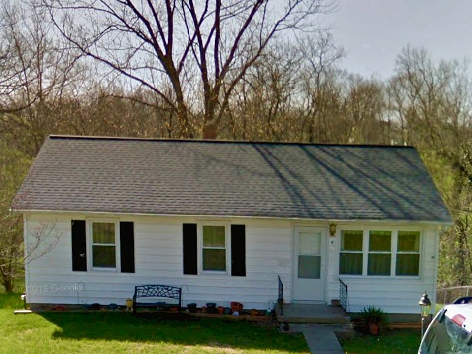 1st image of 4 Garnett Ave