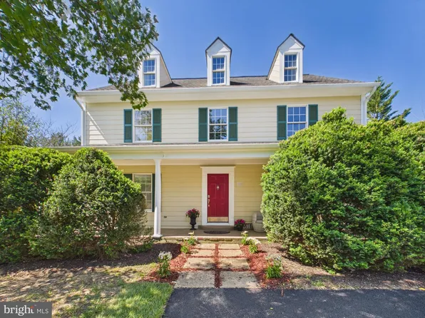 110 Karakul Ct, Stephens City, VA 22655