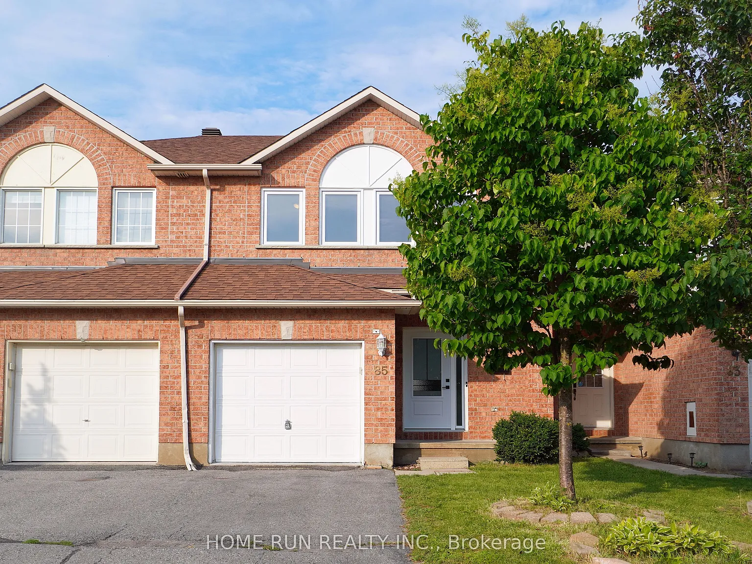 3 bed, $2,600 — Photo 2