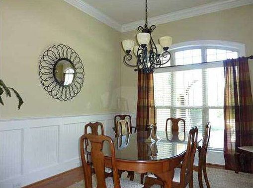 3rd image of 1080 Lynnstone Dr